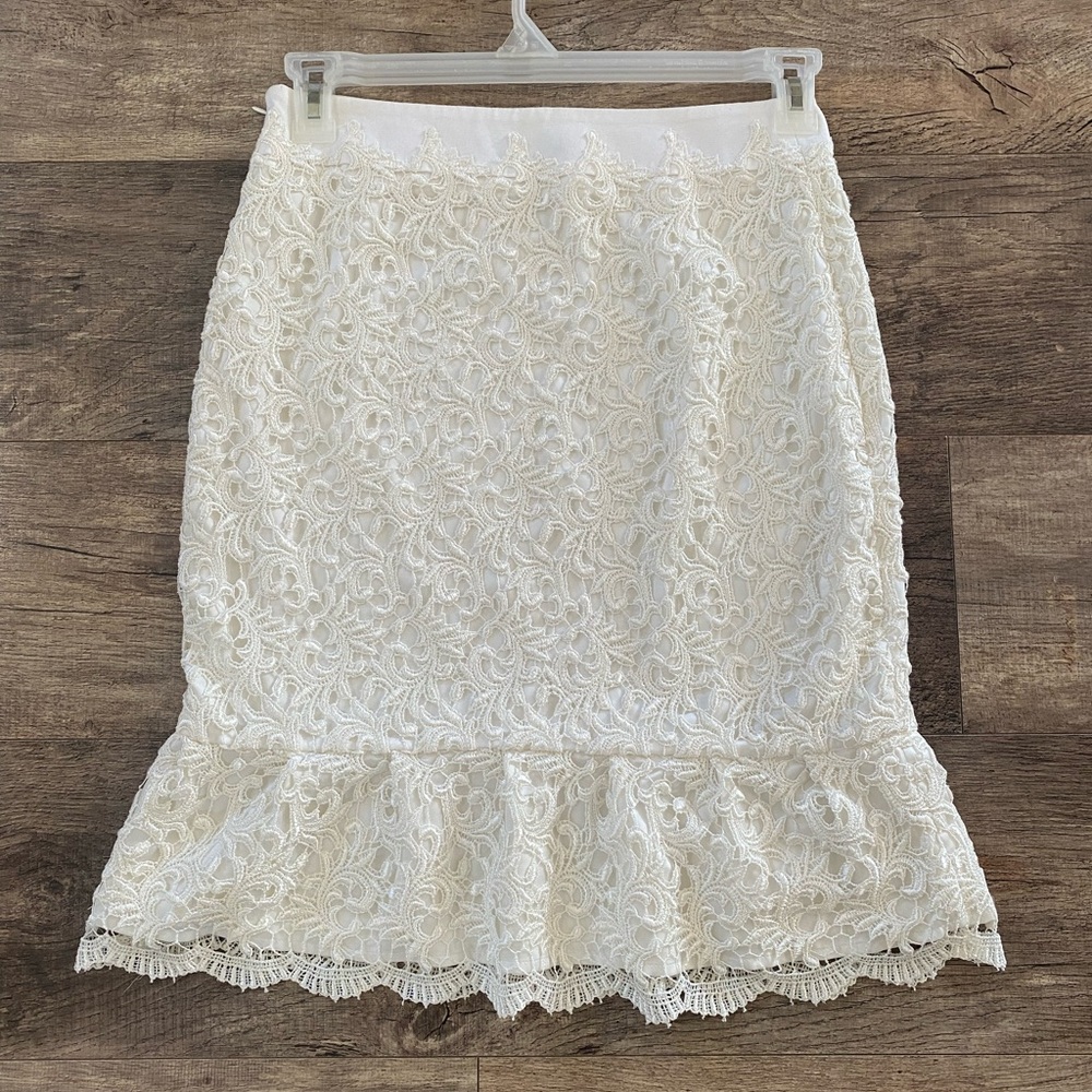 Elegant Lace Skirt - Ivory
